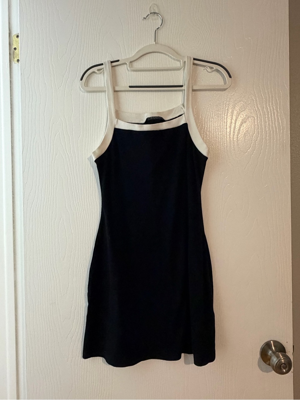 Black & White Sleeveless Ribbed Dress
